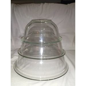 Set of 3 Glass Pyrex Mixing Bowls